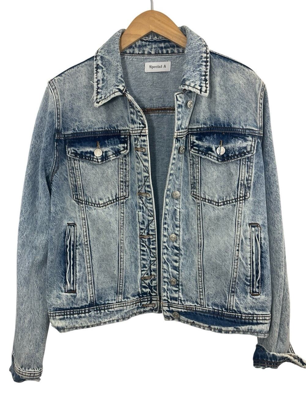 Denim Jean Jacket Large Women's Blue Trucker Light Stonewash Casual 90s Y2k